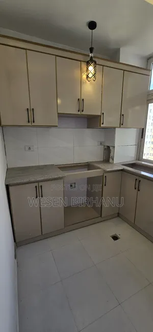 3bdrm Apartment in 40/60, Addis Ketema for sale