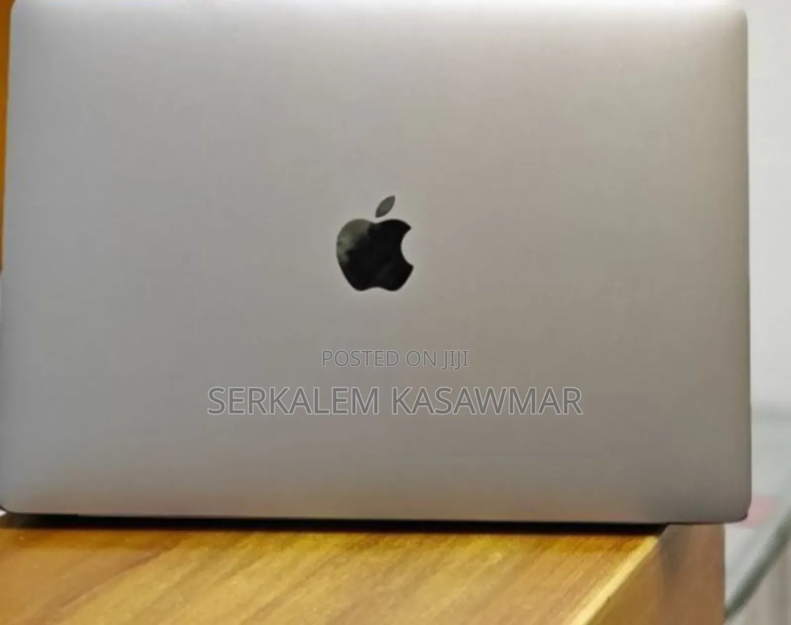 New Laptop Apple MacBook Air 2020 M1 8GB Apple M1 SSD 1T