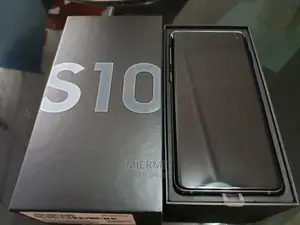 New Samsung Galaxy S10 128 GB Blue