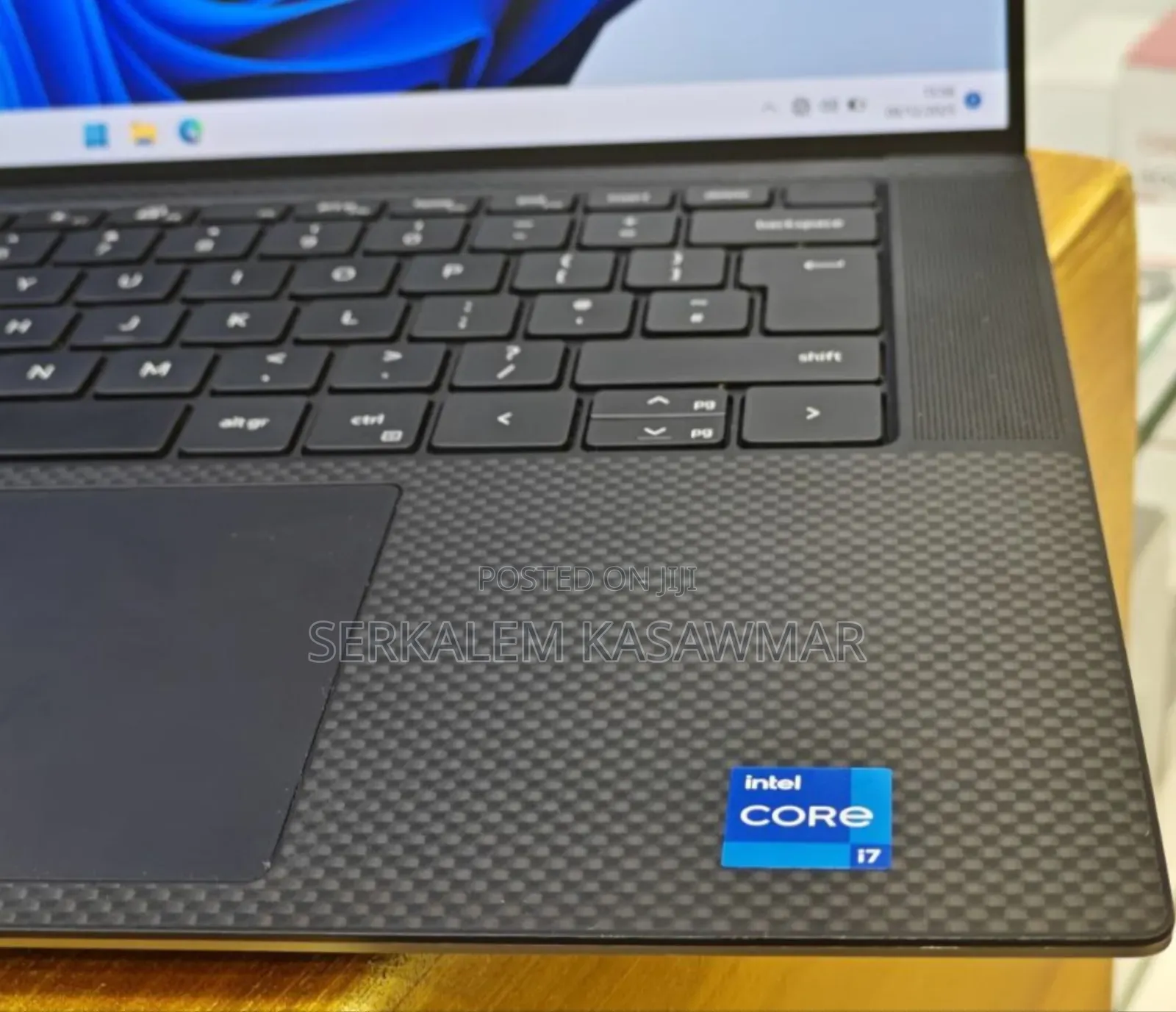 New Laptop Dell Precision 5570 16GB Intel Core I7 SSD 512GB