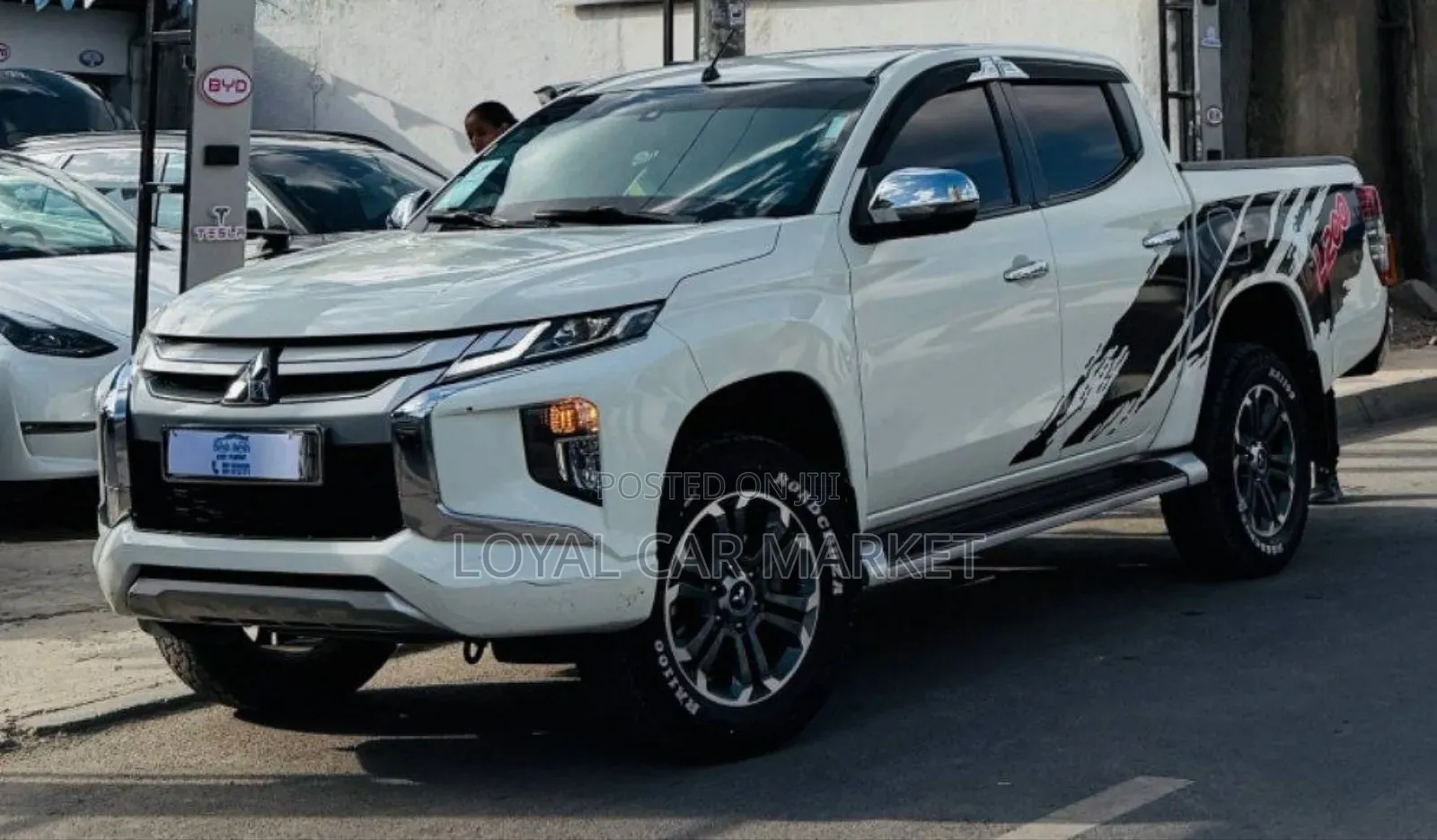 Mitsubishi L200 2022 White