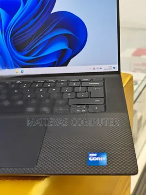 Photo - New Laptop Dell Precision 5570 16GB Intel Core I7 SSD 512GB