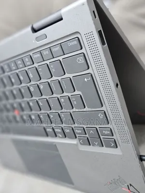 New Laptop Lenovo Thinkpad X1 Yoga 32GB Intel Core I7 SSD 512GB