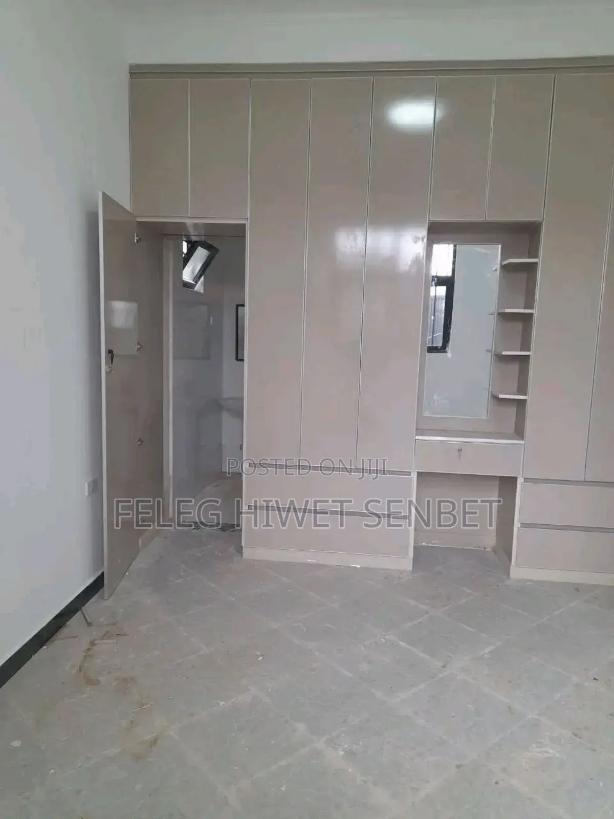 Furnished 5bdrm Villa in አአ, Bole for sale