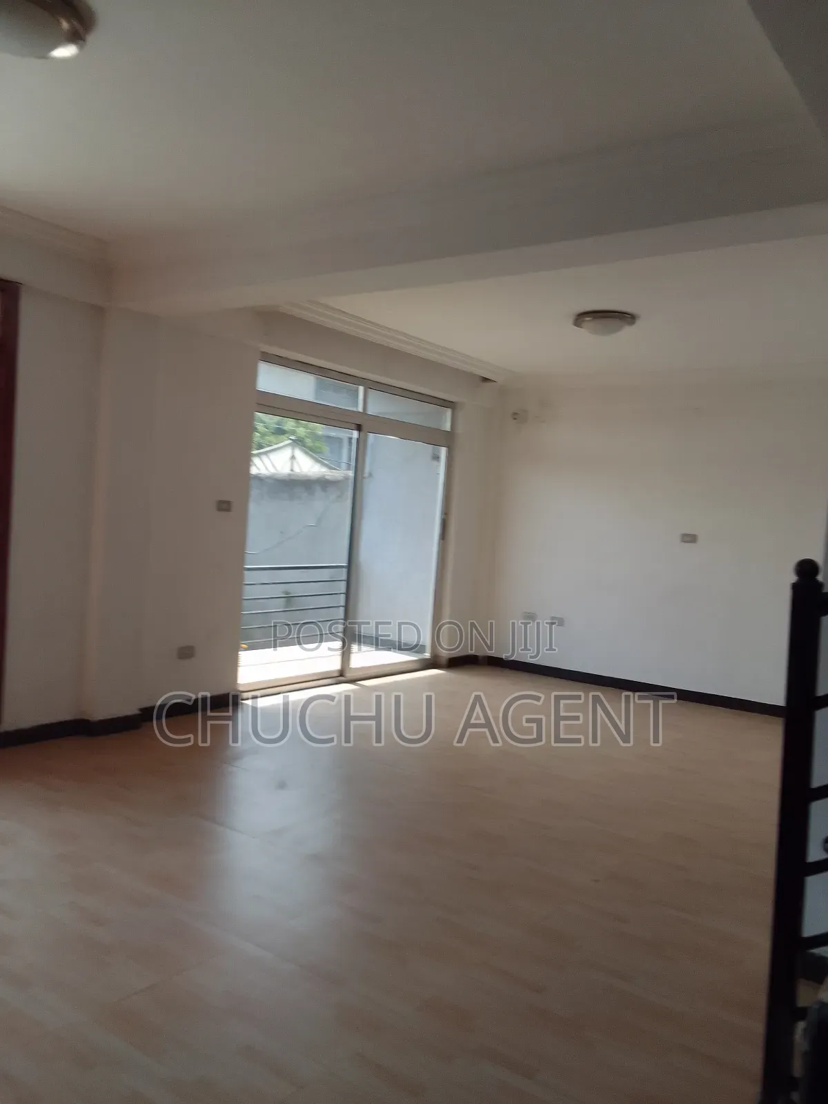 3bdrm House in Nifas Silk-Lafto for sale