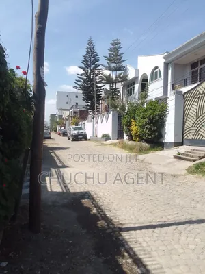 3bdrm House in Nifas Silk-Lafto for sale