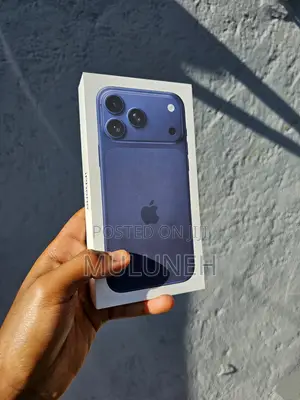 New Apple iPhone 17 Pro Max 256 GB Blue