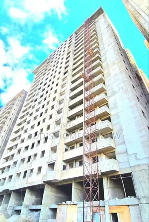 95% ያለቀ የንግድ ሱቅ እና አፓርትመንቶች