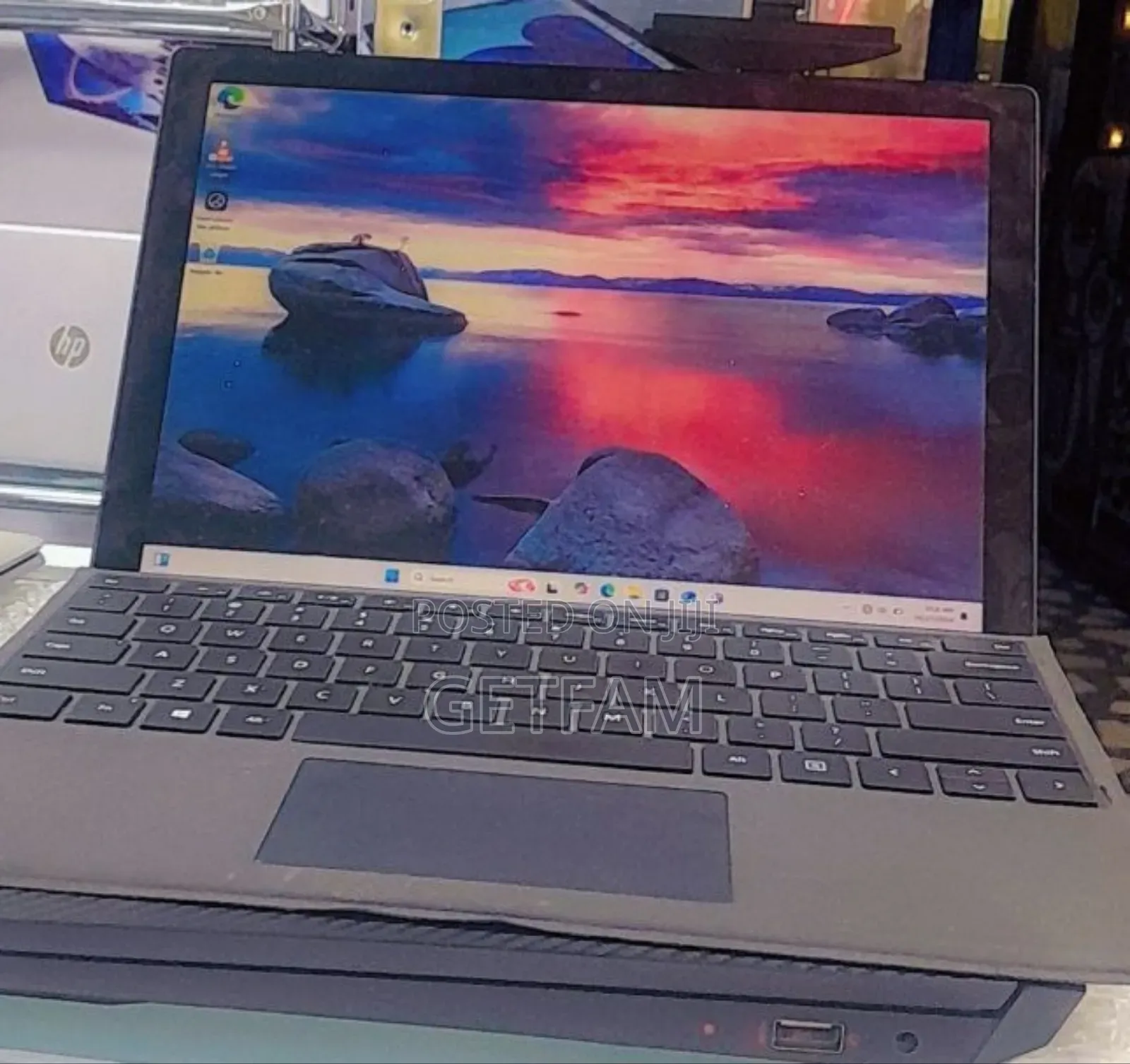 New Laptop Microsoft Surface 16GB Intel Core I7 SSD 512GB