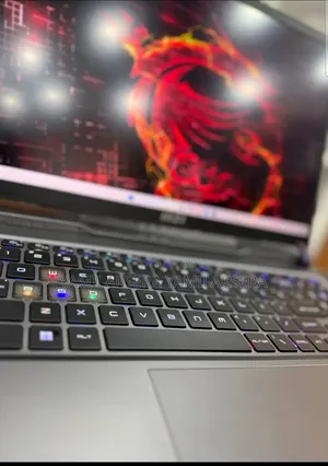 New Laptop MSI Vector GP68 HX 13V 16GB Intel Core I9 SSD 1T