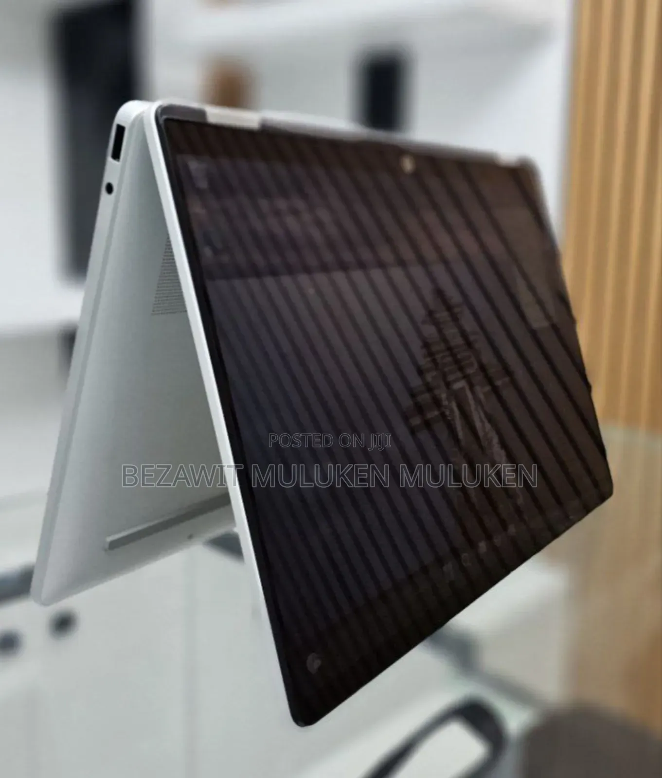 New Laptop HP OmniBook 5 Flip 16GB Intel Core I7 SSD 512GB