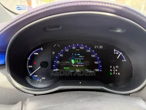 Toyota C-HR 2022 White