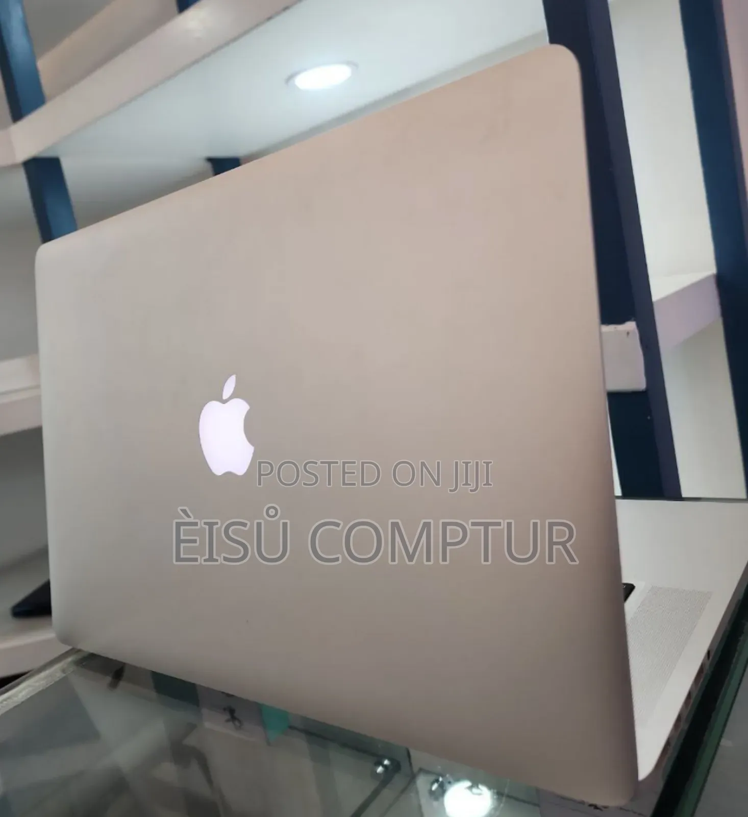 New Laptop Apple MacBook 2011 8GB Intel Core i5 SSD 320GB