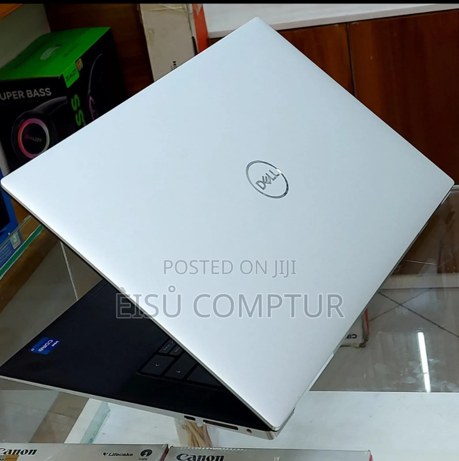 New Laptop Dell XPS 15 16GB Intel Core i7 SSD 1T