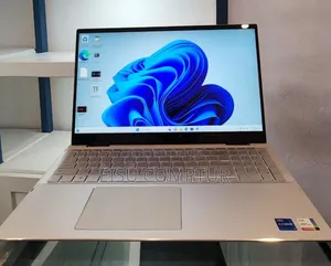 New Laptop Dell Inspiron 15 16GB Intel Core I7 SSD 512GB