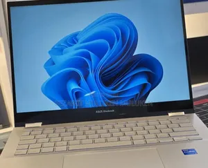 New Laptop Asus Vivobook 16 16GB Intel Core I7 SSD 512GB