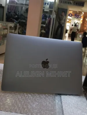 New Laptop Apple MacBook Pro 2019 8GB Intel Core I5 SSD 128GB
