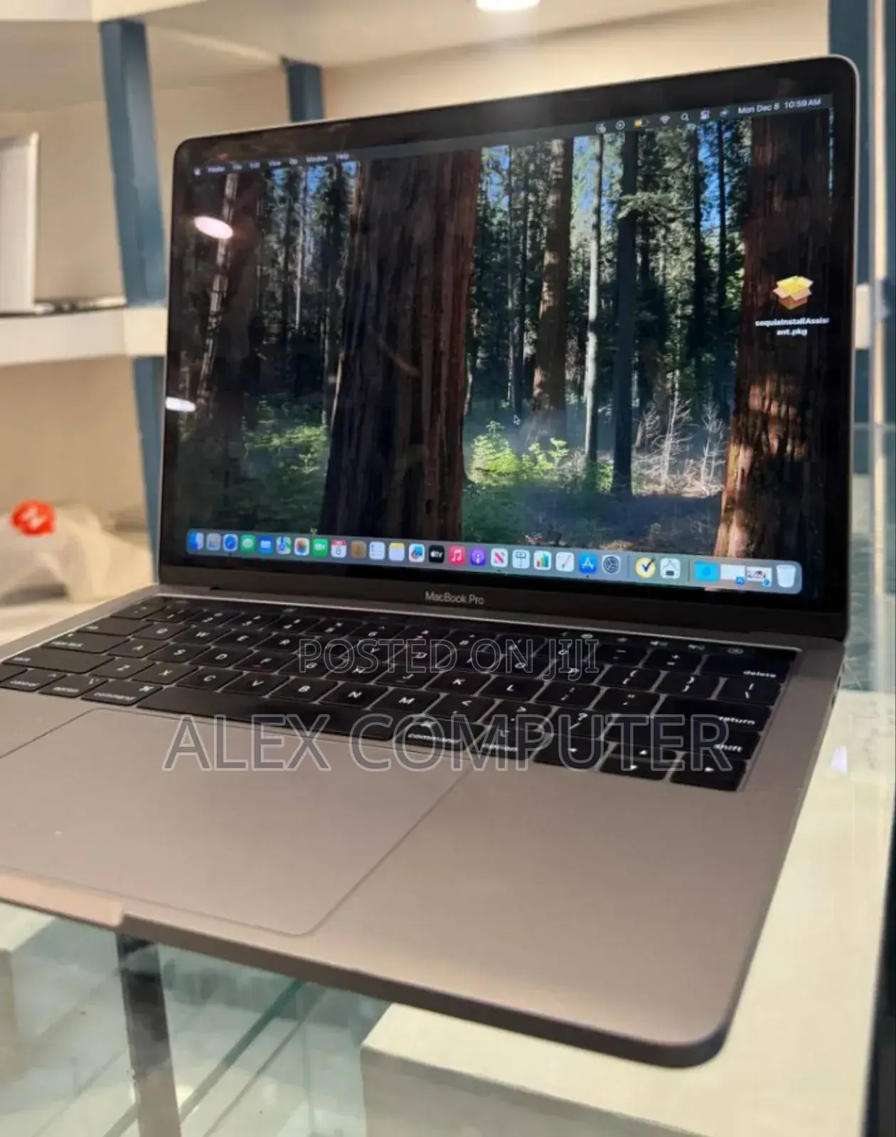 New Laptop Apple MacBook Pro 2019 8GB Intel Core I5 SSD 512GB