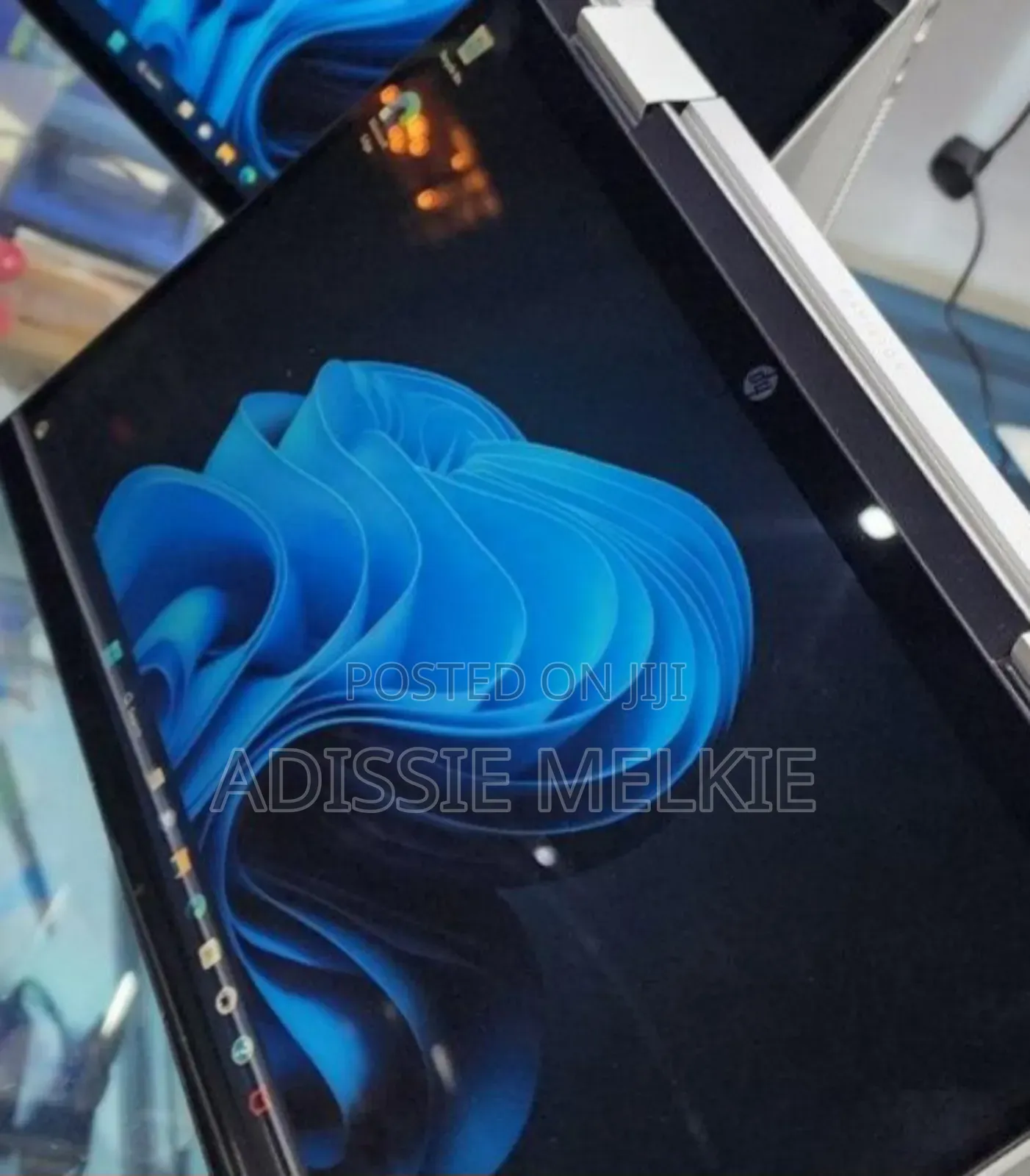 New Laptop HP Pavilion 13 X360 8GB Intel Core I5 SSD 512GB