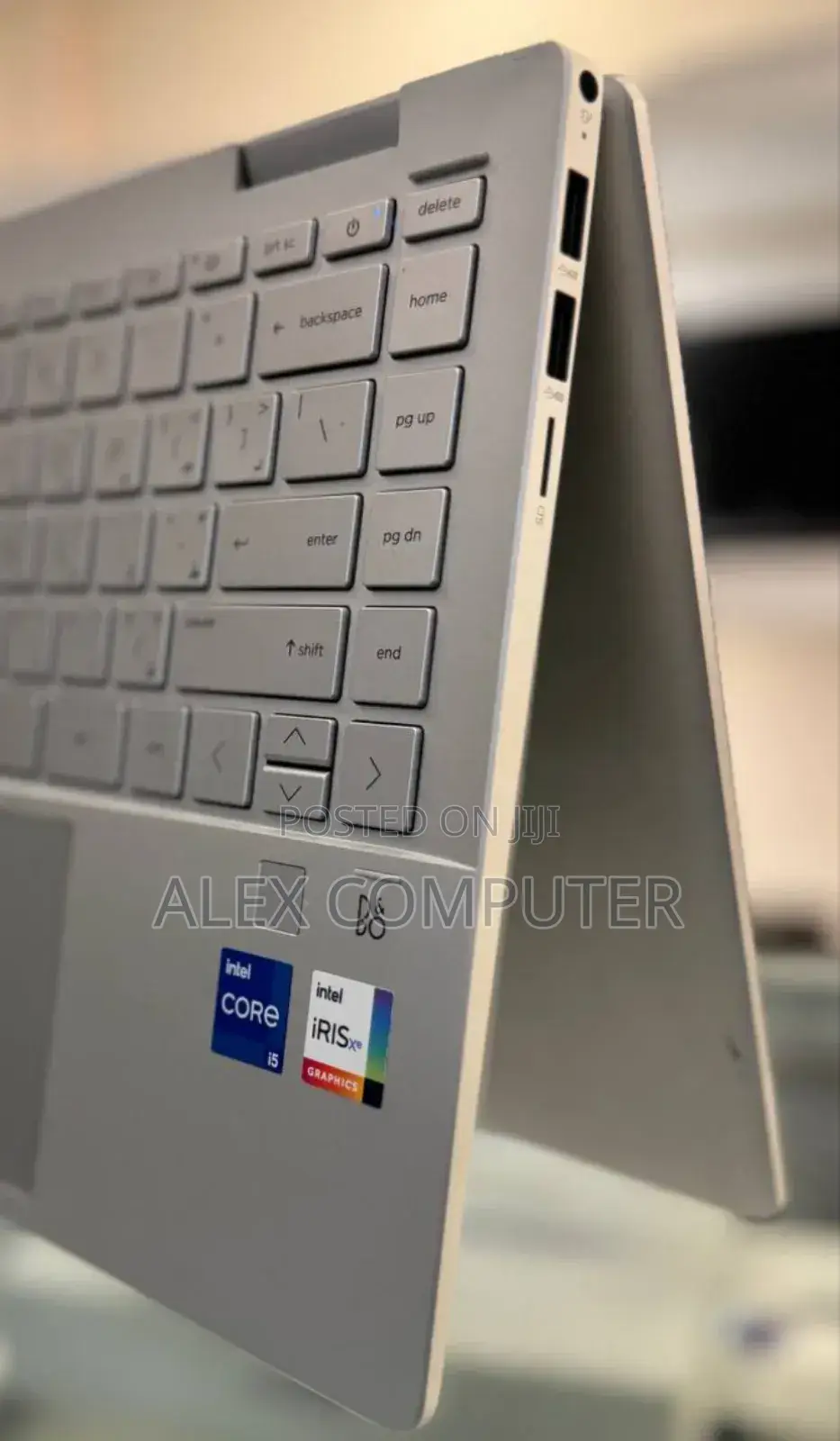 New Laptop HP Pavilion 14 X360 2-in-1 8GB Intel Core I5 SSD 512GB