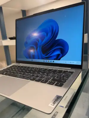 New Laptop Lenovo Ideapad 3 16GB Intel Core I5 SSD 512GB