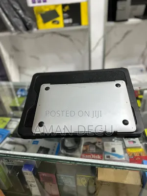 New Laptop 4GB SSD 640GB