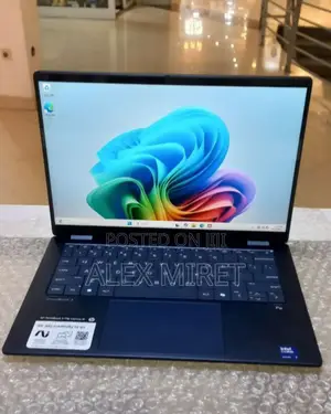 New Laptop HP OmniBook 5 Flip 16GB Intel Core Ultra 7 SSD 1T