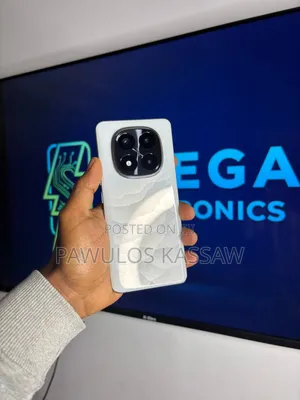 Photo - Xiaomi Redmi Note 14 Pro+ 256 GB White