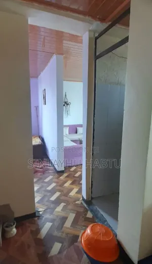 Studio Apartment in Nifas Silk, Akaky Kaliti for sale