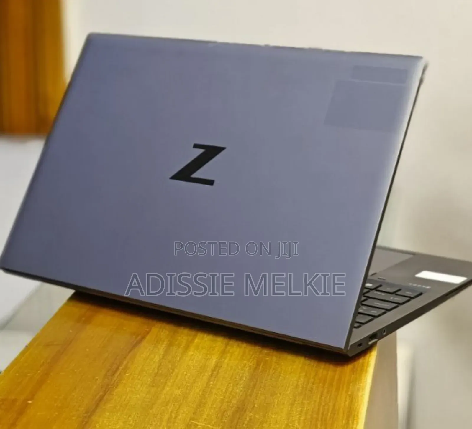 New Laptop HP ZBook Firefly 15 G7 16GB Intel Core I7 SSD 512GB