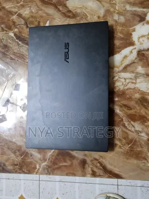 Photo - New Laptop Asus Vivobook 16 16GB Intel Core i9 SSD 1T