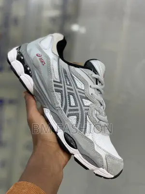 Photo - Asics Gel Runner: Every Day Performance