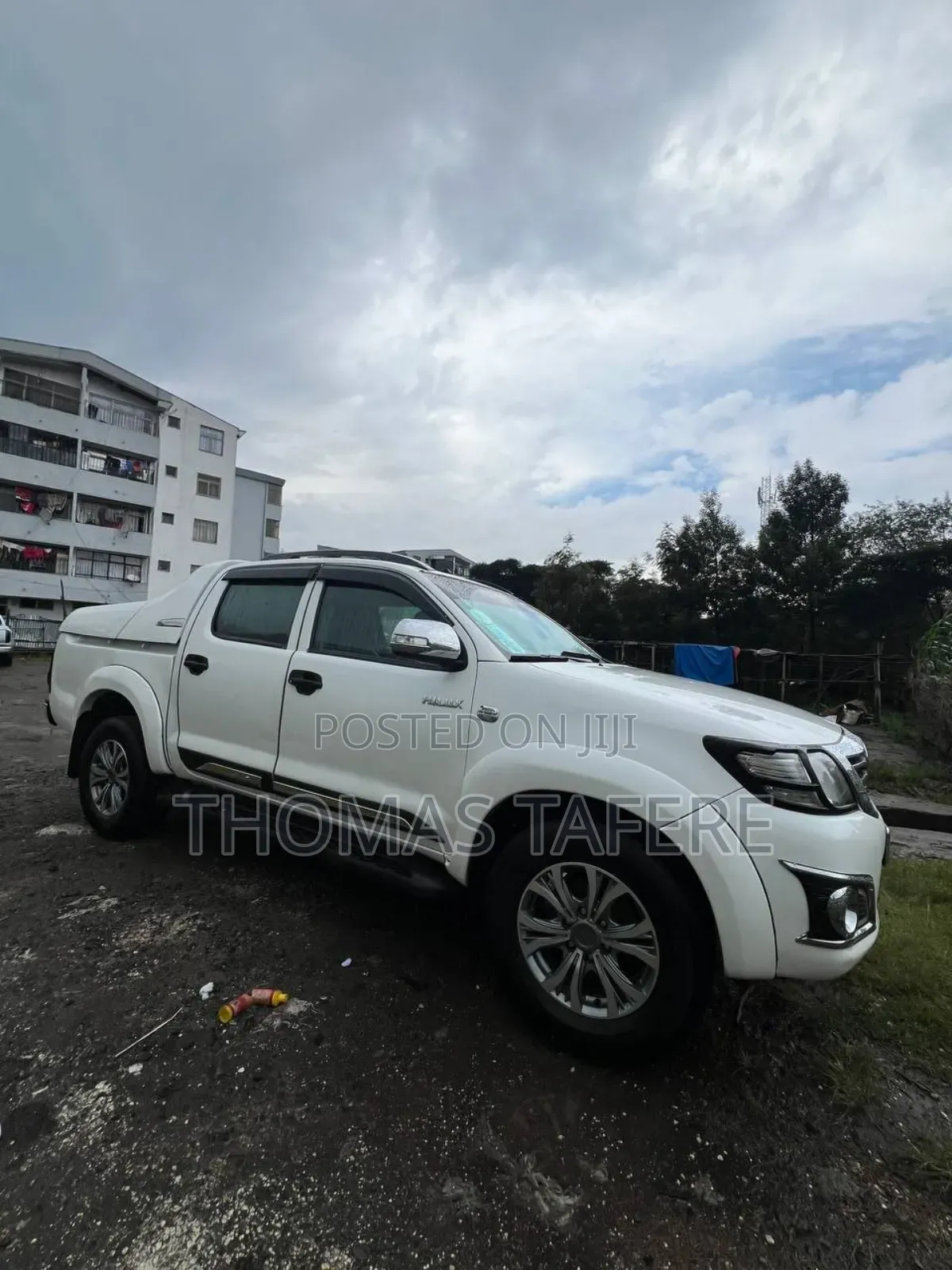 Toyota Hilux 2012 White