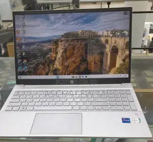 New Laptop HP Pavilion 14 16GB Intel Core I7 SSD 512GB