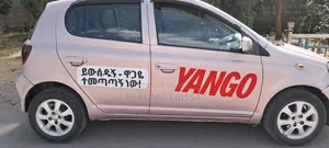 Toyota Vitz 2001 Pink