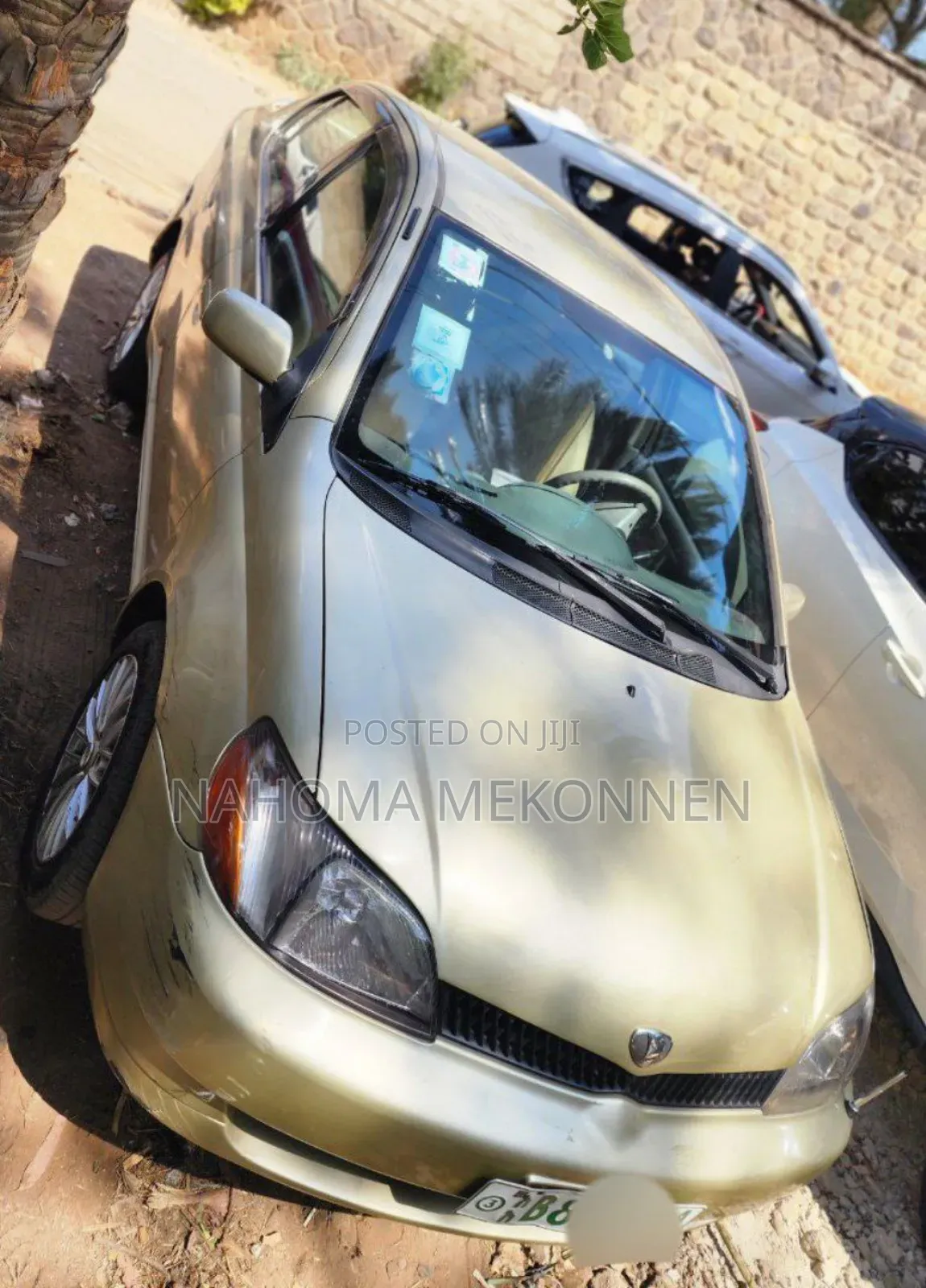 Toyota Platz 2003 Gold