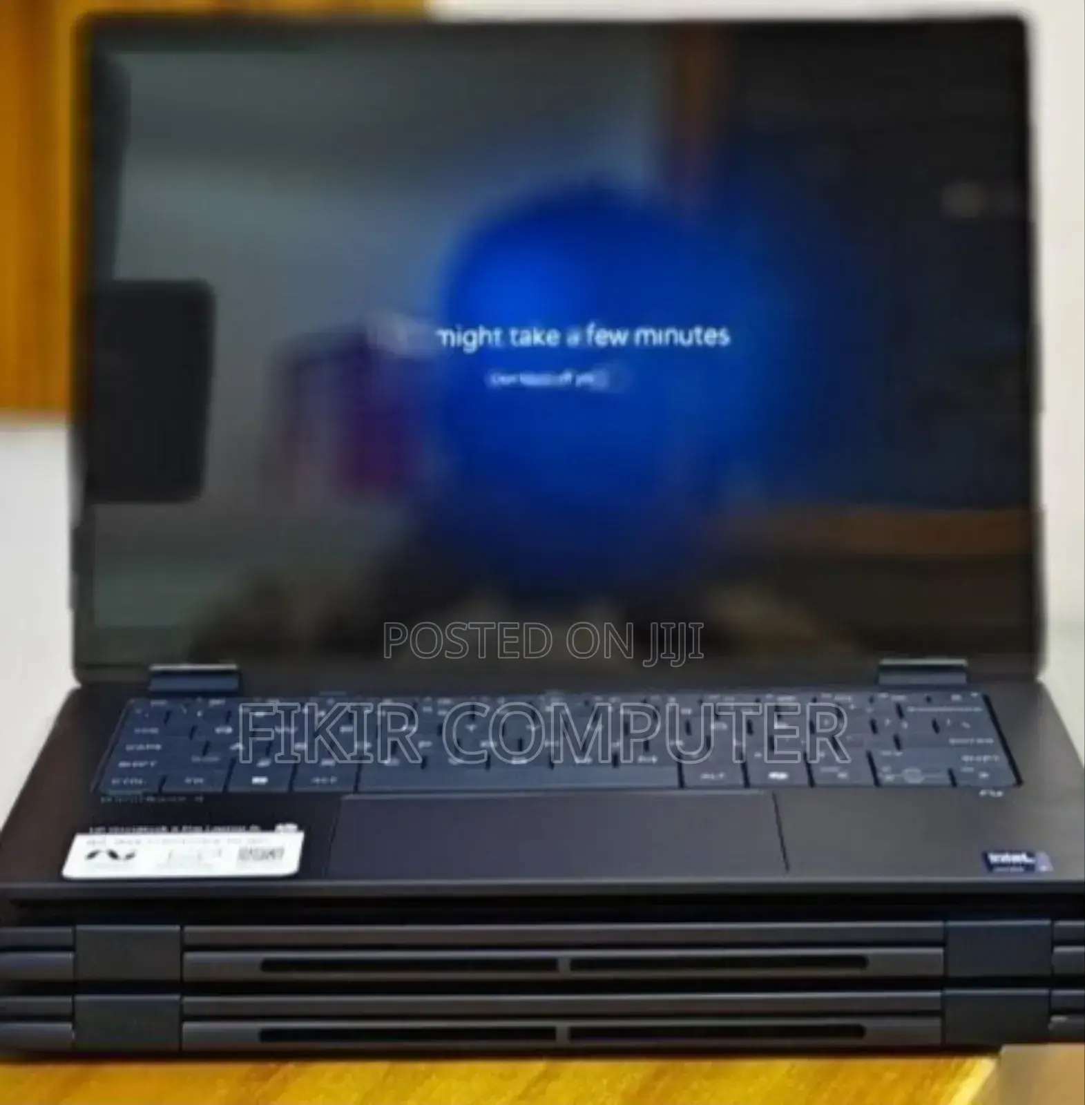 New Laptop HP OmniBook 5 16" 16GB Intel Core Ultra 7 SSD 1T