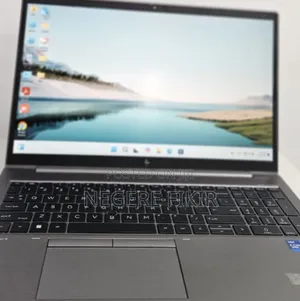 Photo - New Laptop HP ZBook Firefly G8 16GB Intel Core I7 SSD 1T