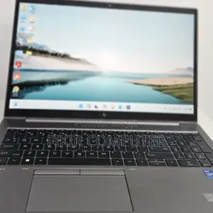 Photo - New Laptop HP ZBook Firefly G8 16GB Intel Core I7 SSD 1T