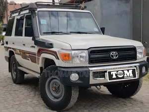 Toyota Land Cruiser 2014 White