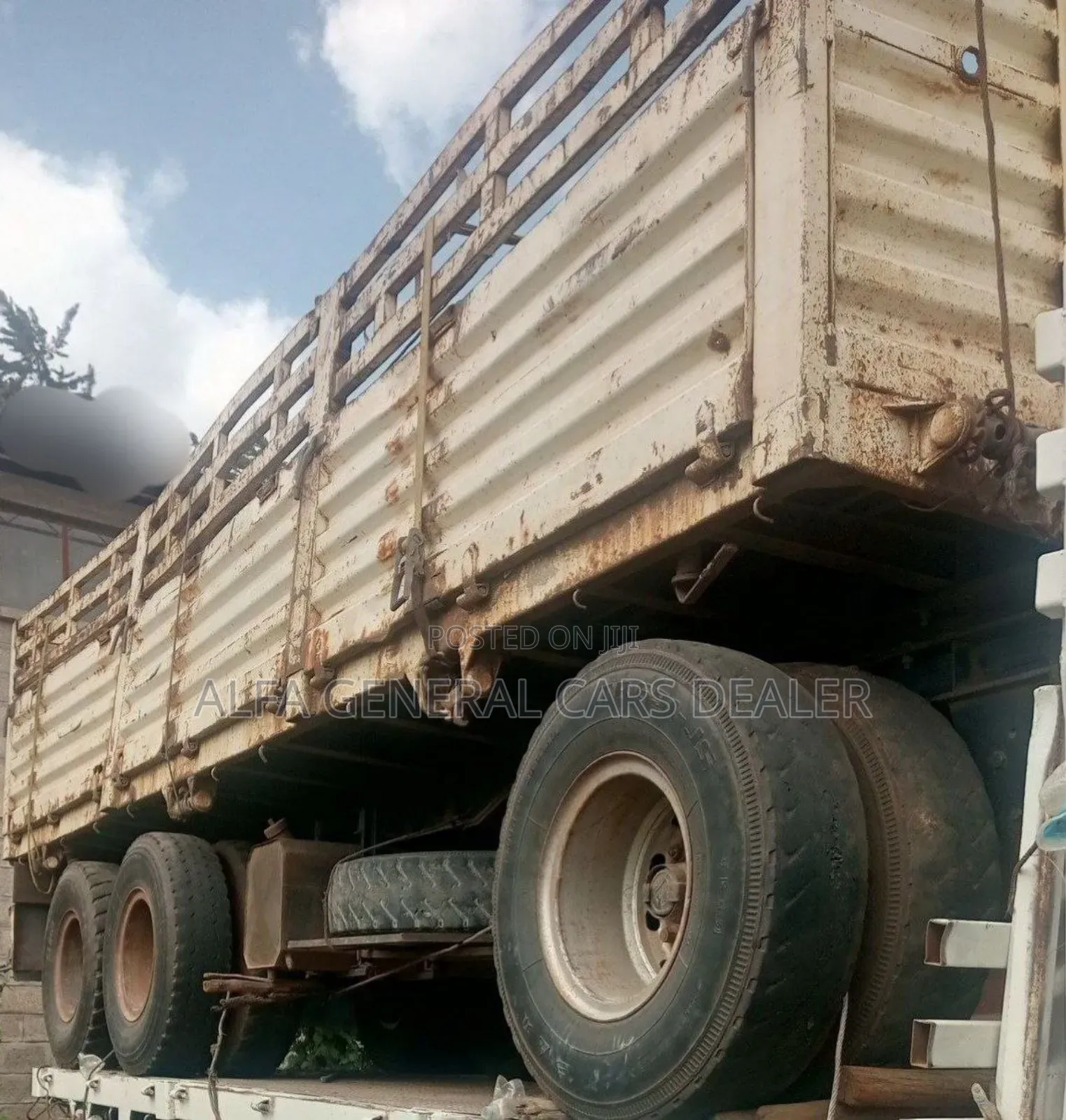 2015 ሞዴል መስፍን ተሳቢ ጎማ 50%