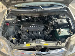 Toyota Corolla 2003 Silver