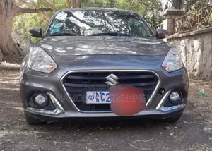 Photo - Suzuki Dzire 2022 Gray