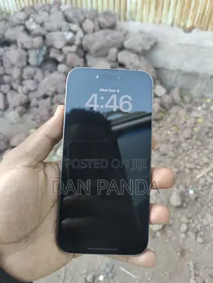 Photo - Apple iPhone 14 Pro Max 128 GB Purple