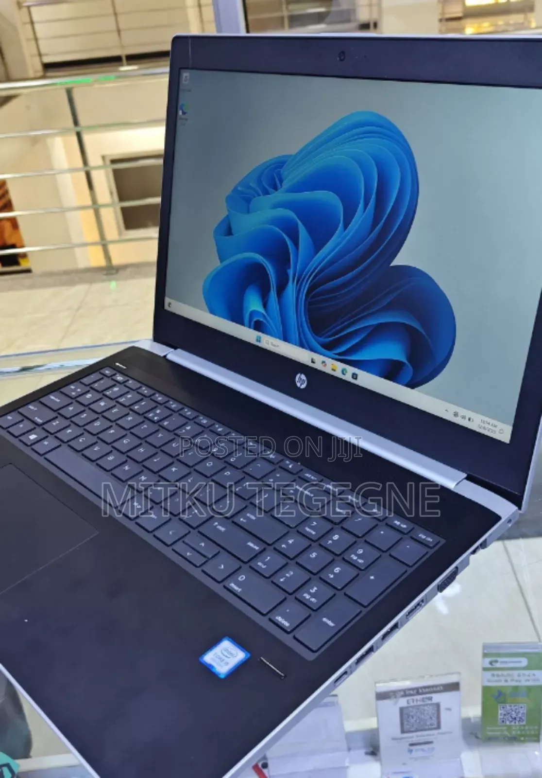 New Laptop HP ProBook X360 435 G8 8GB Intel Core I5 SSD 256GB