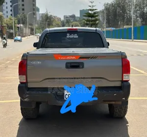 Toyota Tacoma Limited 2017 Gray