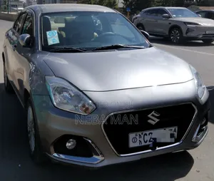 Suzuki Dzire 2022 Silver