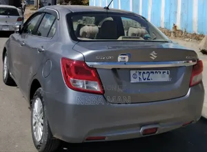 Suzuki Dzire 2022 Silver