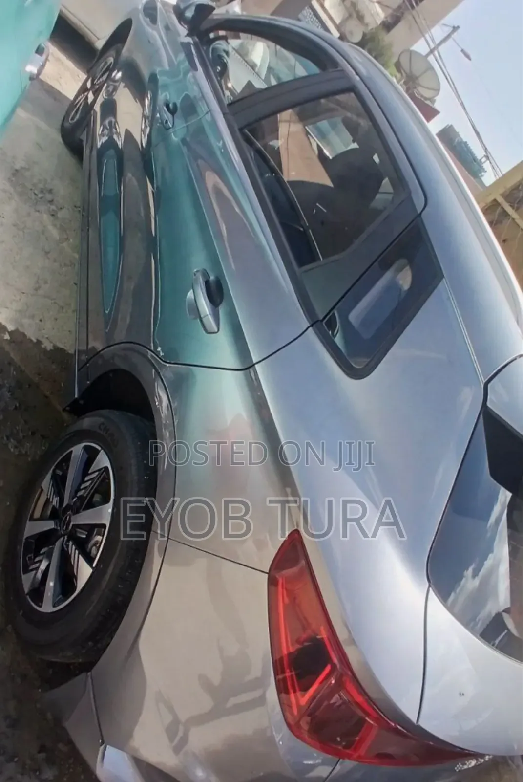 BYD E2 43 kWh 94 hp FWD 2025 Gray