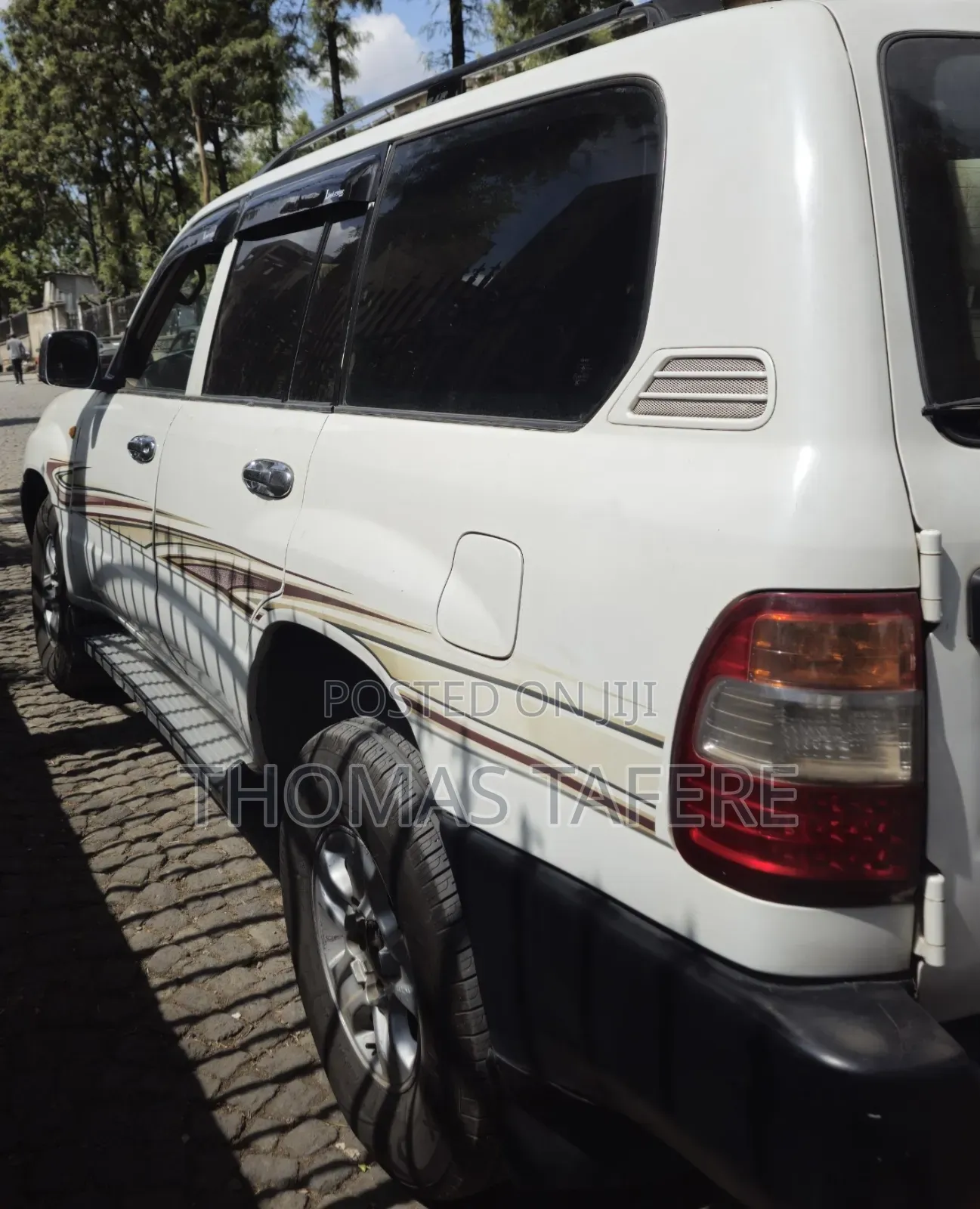 Toyota Land Cruiser 2006 White